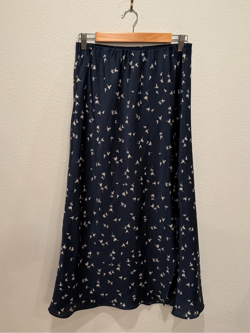 Halogen Blue White Floral Satin Skirt Small
